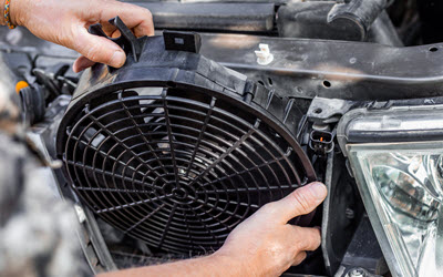 Porsche Engine Cooling Fan Check